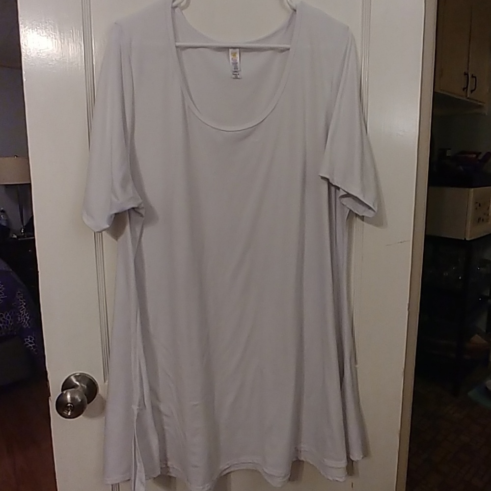 LulaRoe Perfect Tee - worn once